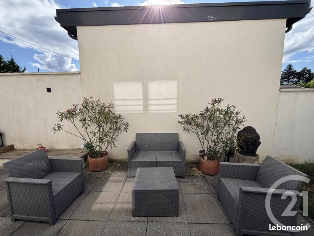 Appartement a louer tassin-la-demi-lune - 4 pièce(s) - 98 m2 - Surfyn