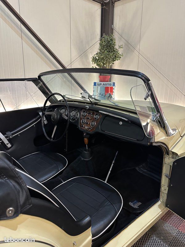đ TRIUMPH TR3 CABRIOLET Sport â Roadster Anglais dâException âą Overdrive âą Hard-Top âą Ătat Remarquable âą VĂ©hicule de Collection (image 10)