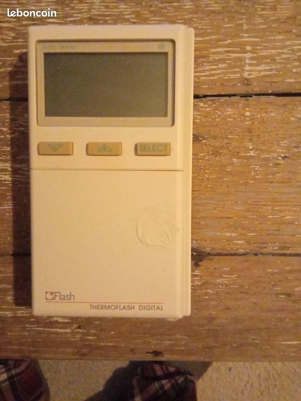 Thermostat (image 1)