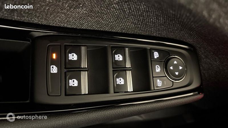 Renault Espace 1.2 E-Tech full hybrid 200ch Techno 7 places - 24 (image 27)