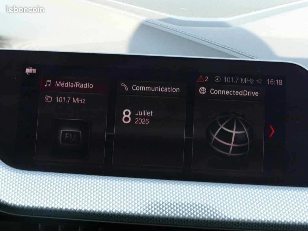BMW SERIE 1 118i - BV DKG BERLINE F40 Edition Sport (image 38)