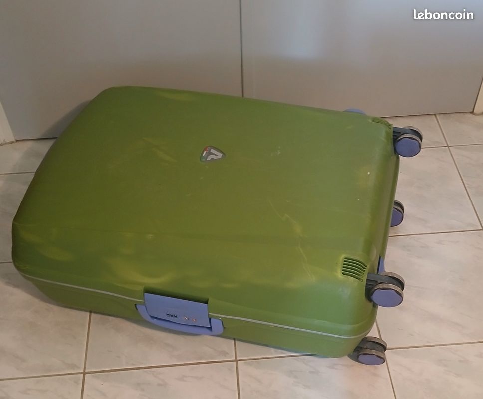 Grande valise de voyage rigide (image 2)
