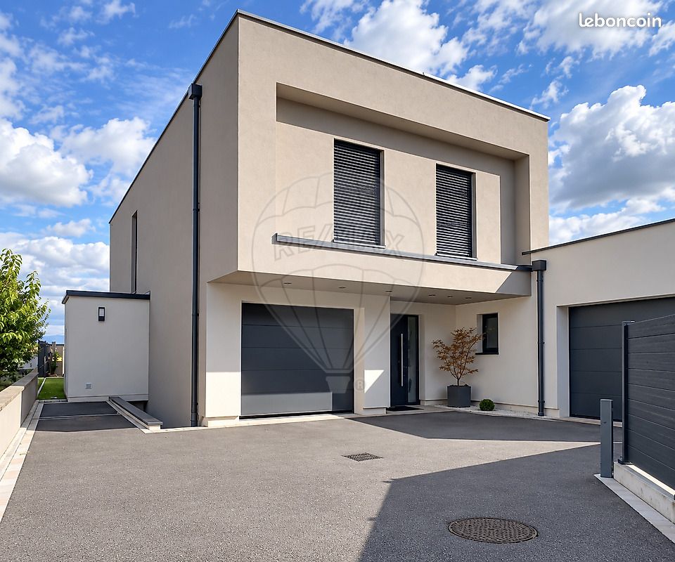 Maison 8 pièces 253 m² · à Colmar · 253 m² · 650 000 €