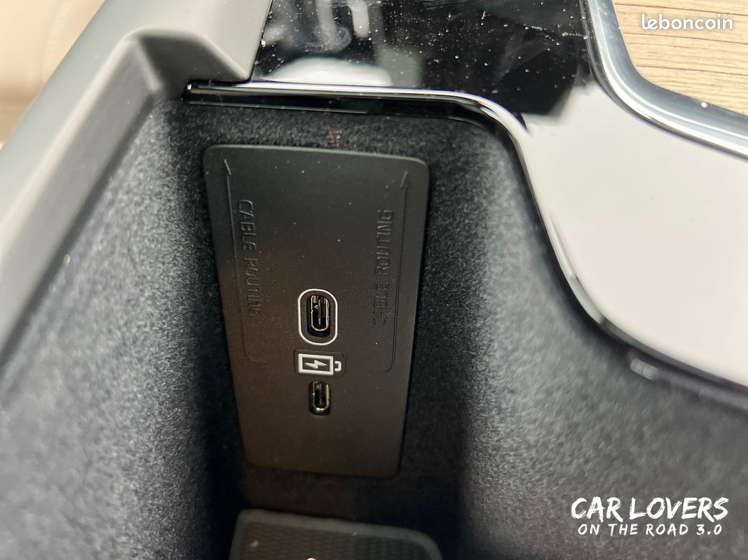 VOLVO XC60 T6 AWD Hybride rechargeable 253 ch+145 ch Geartronic 8 Ultra Style Chrome (image 21)