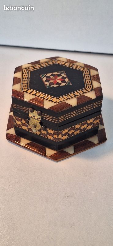 Boîte à bijoux marqueterie vintage (image 1)