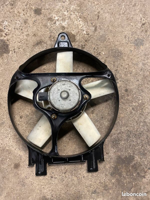Ventilateur refroidissement Ford fiesta de 91 (image 1)