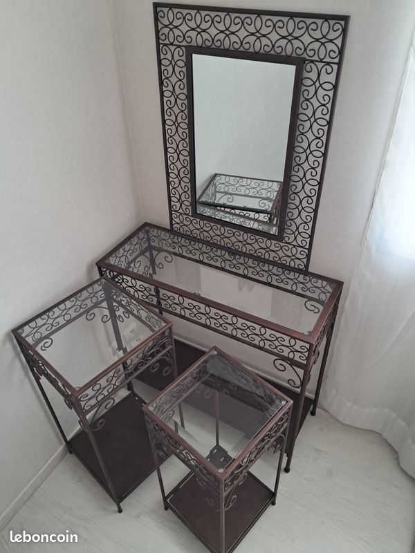 3 Consoles et 1 miroir (image 1)