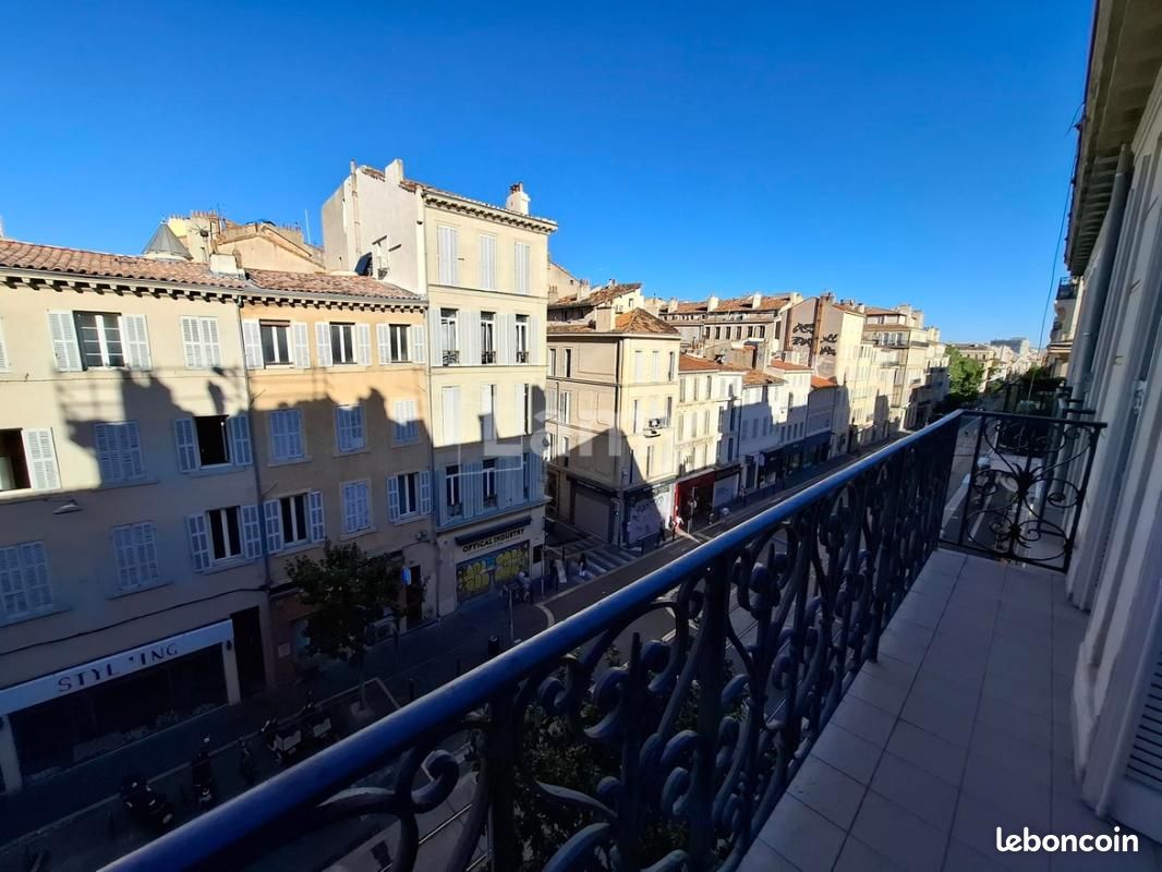 Appartement 4 pièces 106 m² · à Marseille · 106 m² · 1 110 €