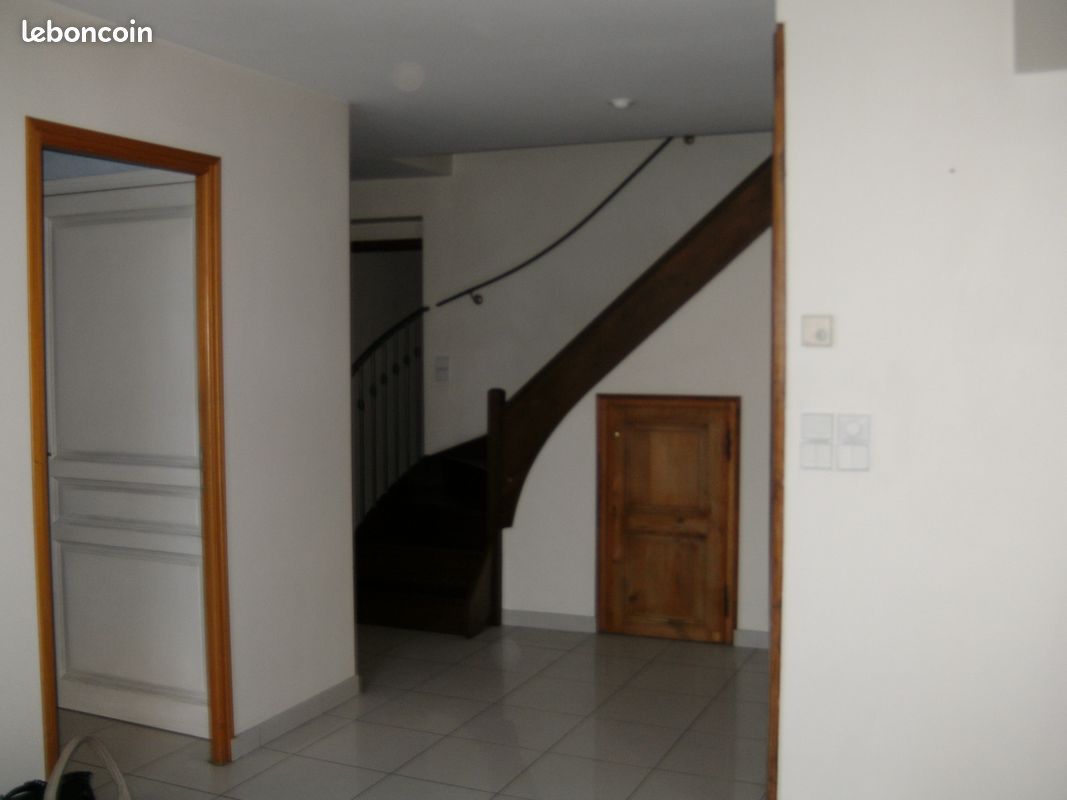Appartement 3 pièces 88 m² · à Nîmes · 88 m² · 820 €/mois