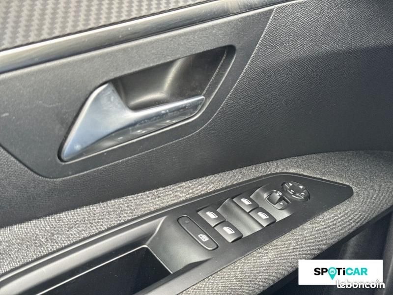 Peugeot 3008 1.5 BlueHDi 130ch S&S Active Pack EAT8 / GPS (image 20)