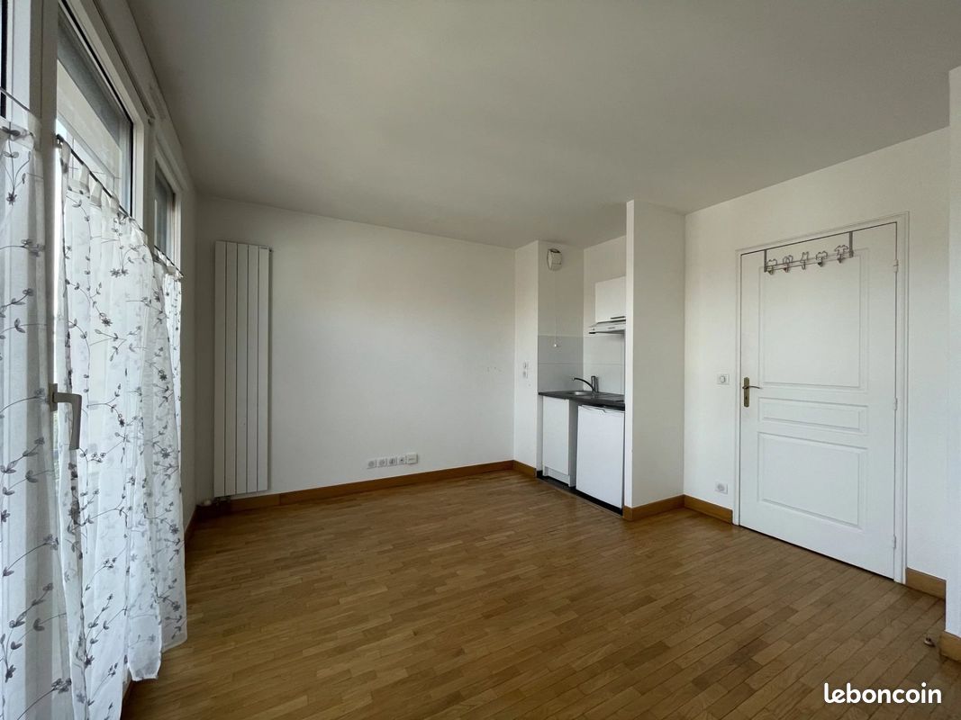 Appartement 1 pièce 24 m² · à Courbevoie · 24 m² · 211 505 €