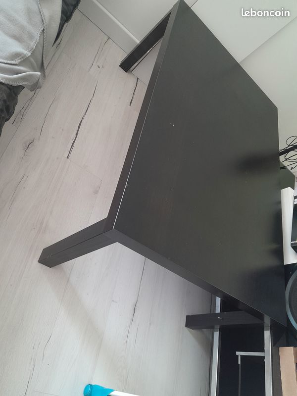 Vend table noir (image 1)