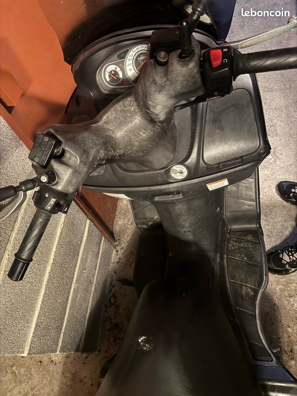 125 scooter Motos
