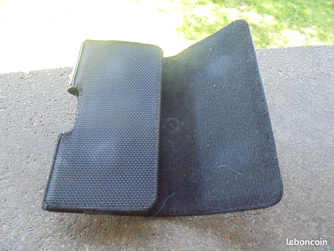 étui téléphone horizontal avec clip (image 3)