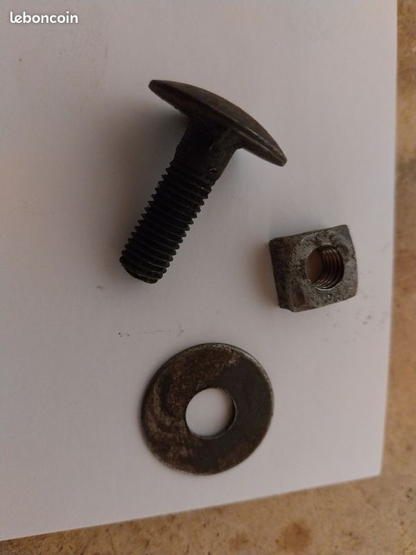 Ancien boulon + rondelle + écrou (image 2)