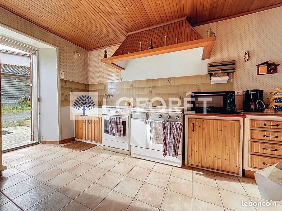 Maison 5 pièces 121 m² - Moncoutant-sur-Sèvre 79320 (image principale 2)