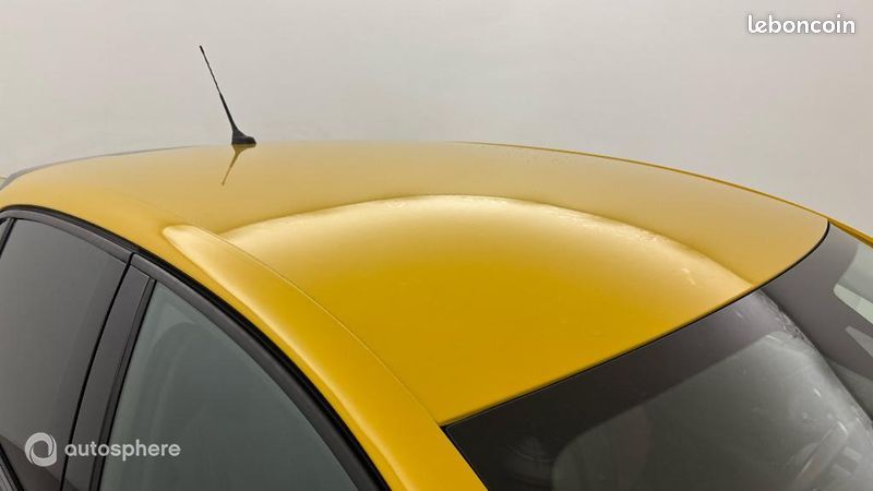 Peugeot 208 1.2 PureTech 100ch S&S Active Business (image 22)