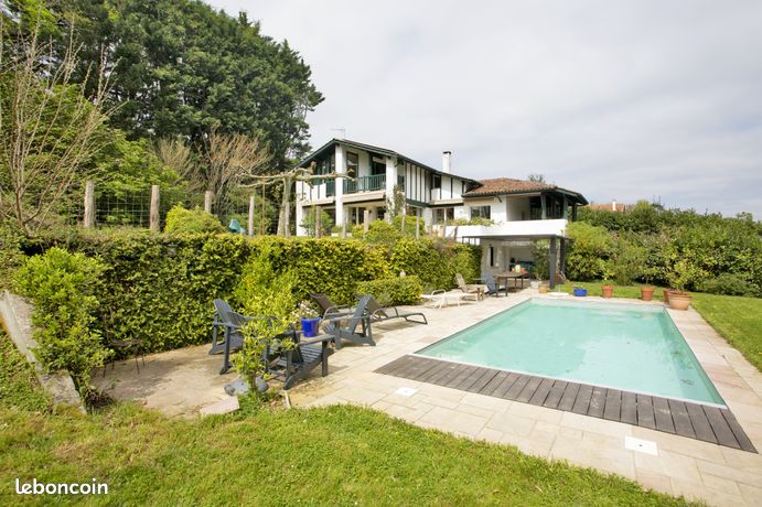 Maison 6 pièces 263 m²
