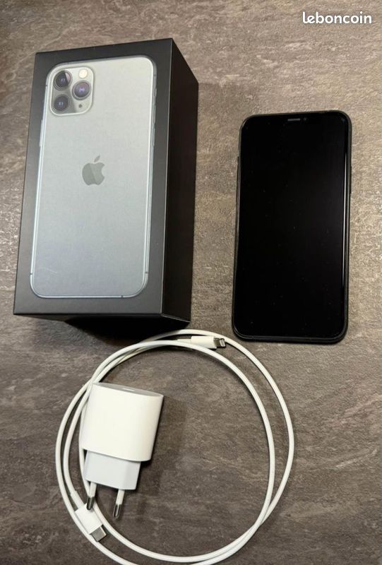 Titre : iPhone 11 Pro Max 256 Go (image 2)