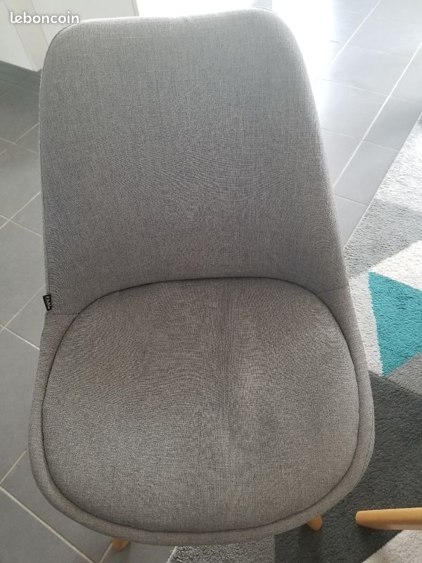 8 chaises (image 6)