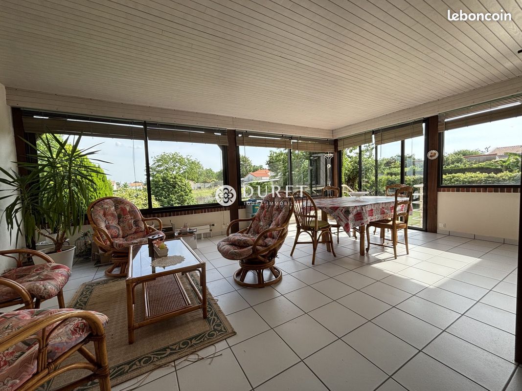 Maison 6 pièces 141 m² · à Montrevault-sur-Èvre · 141 m² · 200 000 €