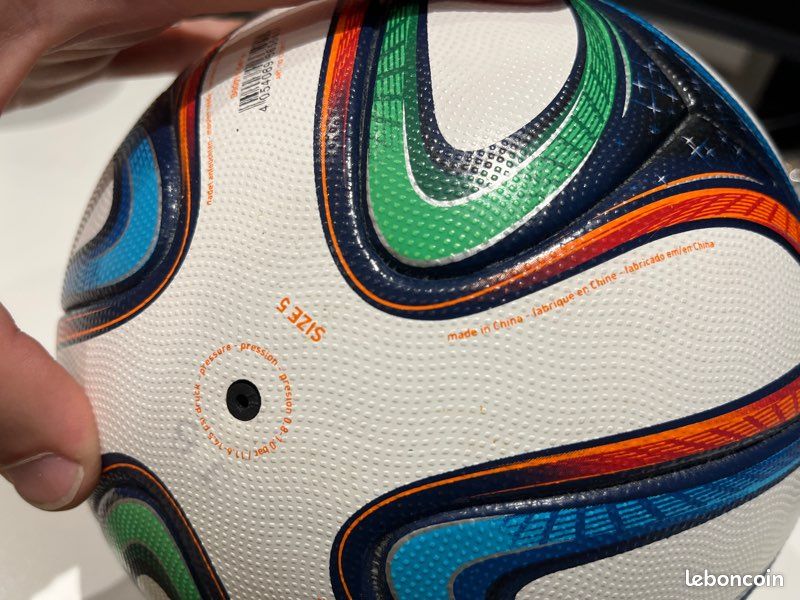 Ballon De Football Officiel Brazuca Coupe Du Monde 2014 Brésil Taille 5 - Neuf
