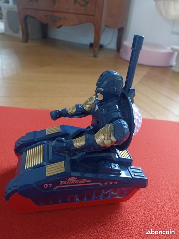 Tank capitaine America jeux (image 1)