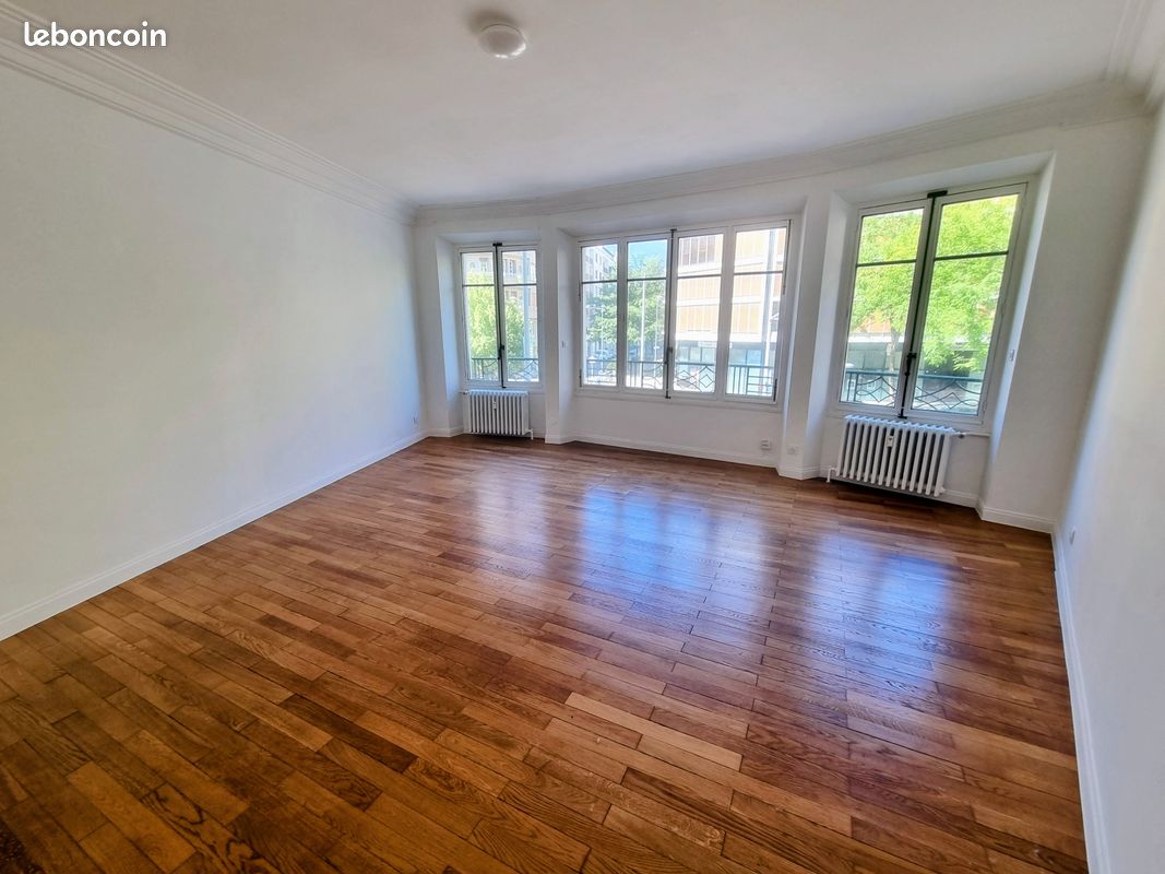 Appartement 3 pièces 101 m² · à Grenoble · 100,5 m² · 289 000 €