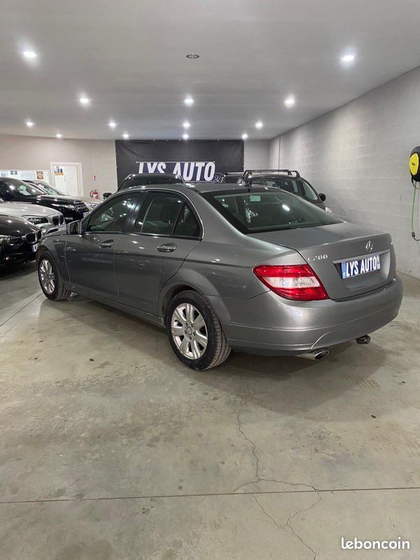 MERCEDES CLASSE C200 CDI 136CH Bleu Efficients (image 4)