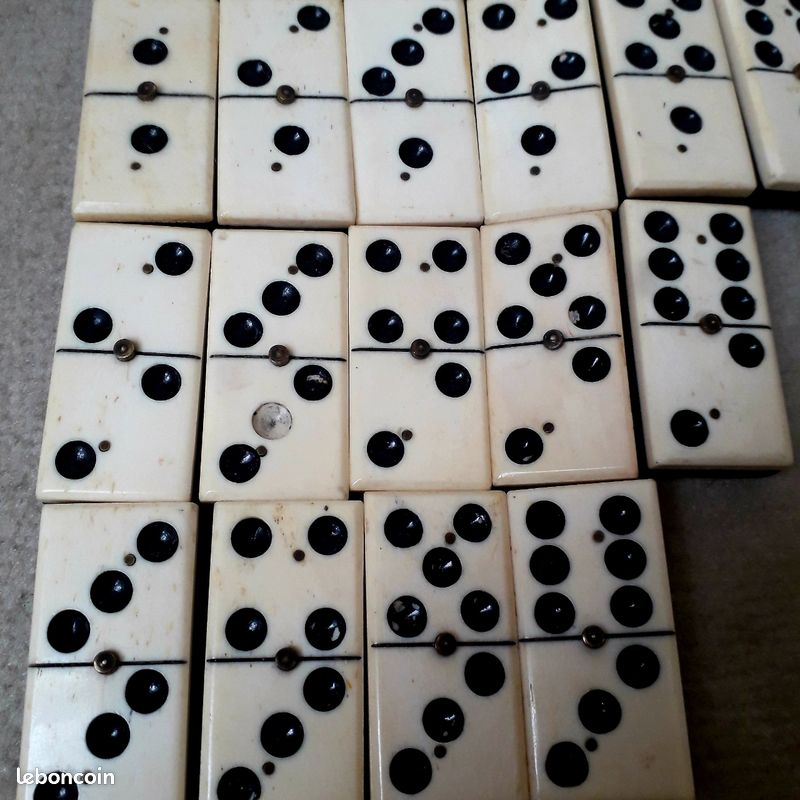 Ancien Jeu de dominos os et ebène (image 2)