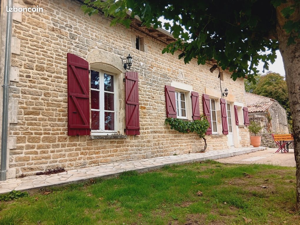 Maison 6 pièces 200 m² · à Lusseray · 200 m² · 279 000 €