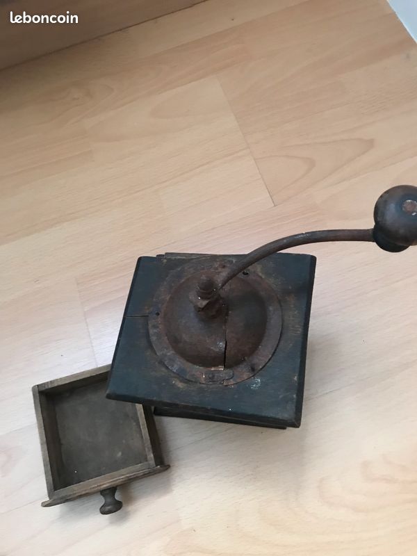 Moulin à café ancien (image 4)