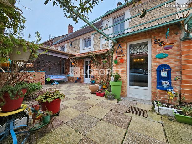 Maison 6 pièces 121 m²