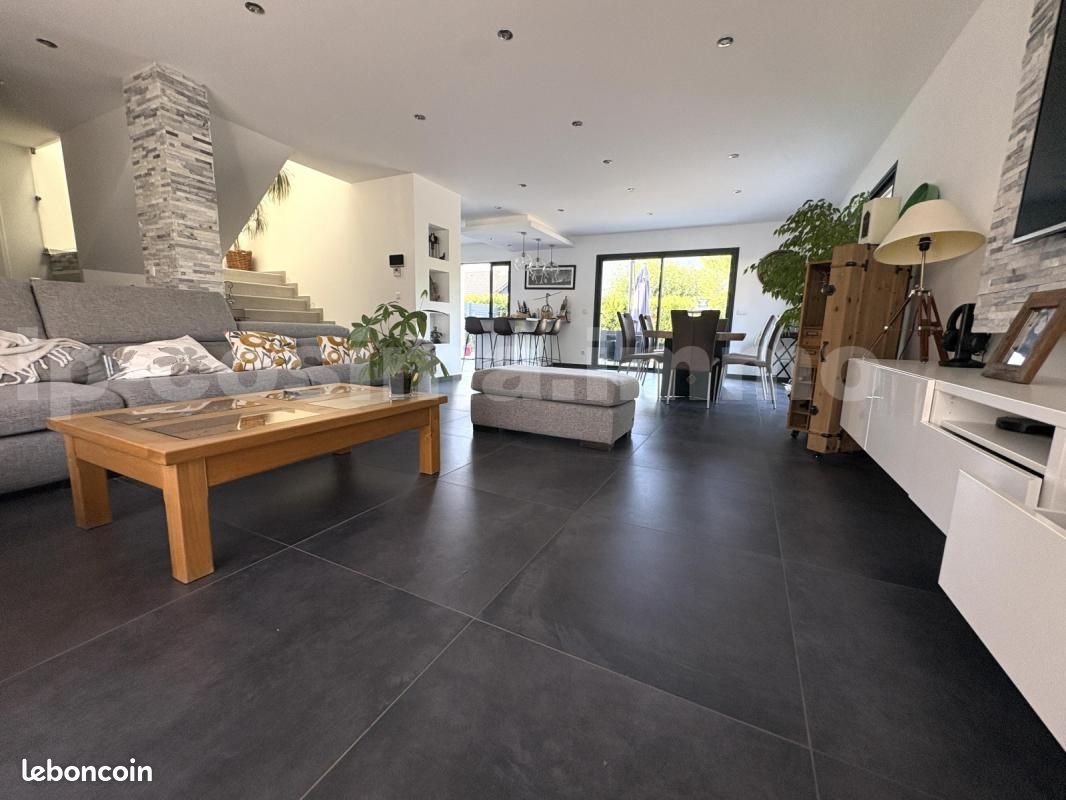 Maison 5 pièces 150 m² · à Marignier · 150 m² · 560 000 €