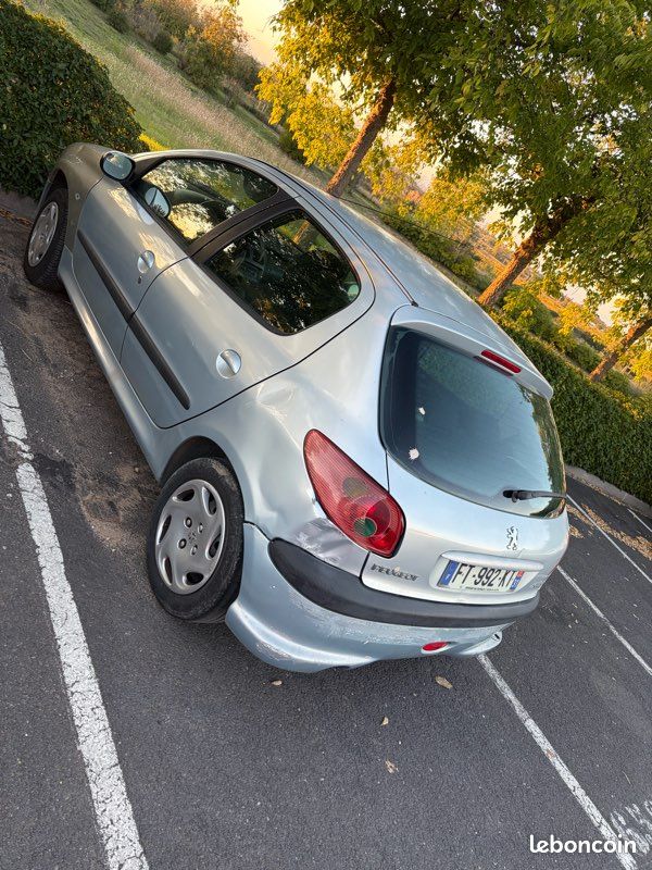206 hdi (image 2)