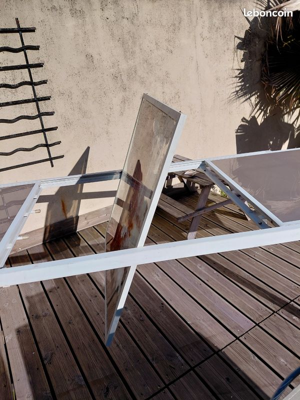 Table aluminium et verre (image 7)