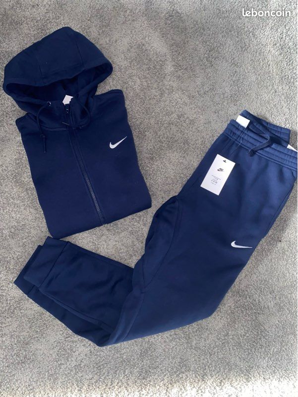 Survêtement Nike solo swoosh Bleu Vêtements