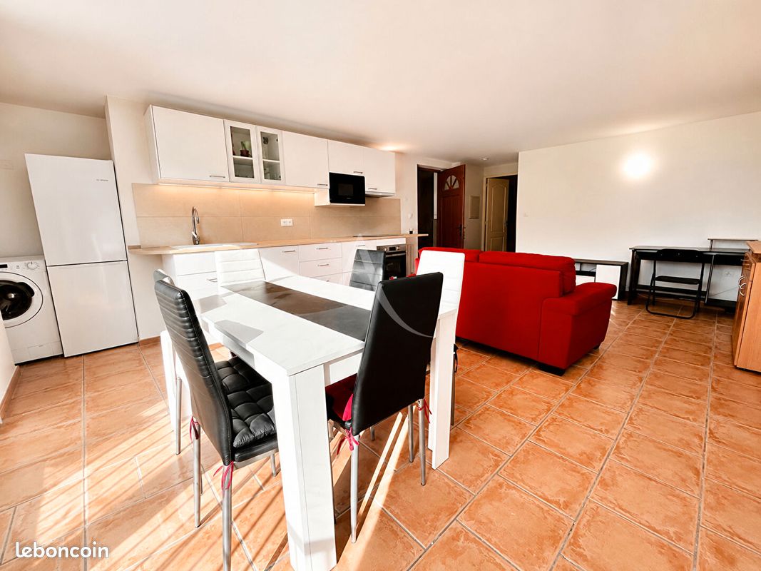 Appartement 2 pièces 45 m² · à Mèze · 45 m² · 700 €/mois