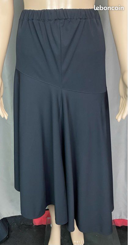 Jupe East 100% Soie – Taille 14 – Orange – État Impeccable