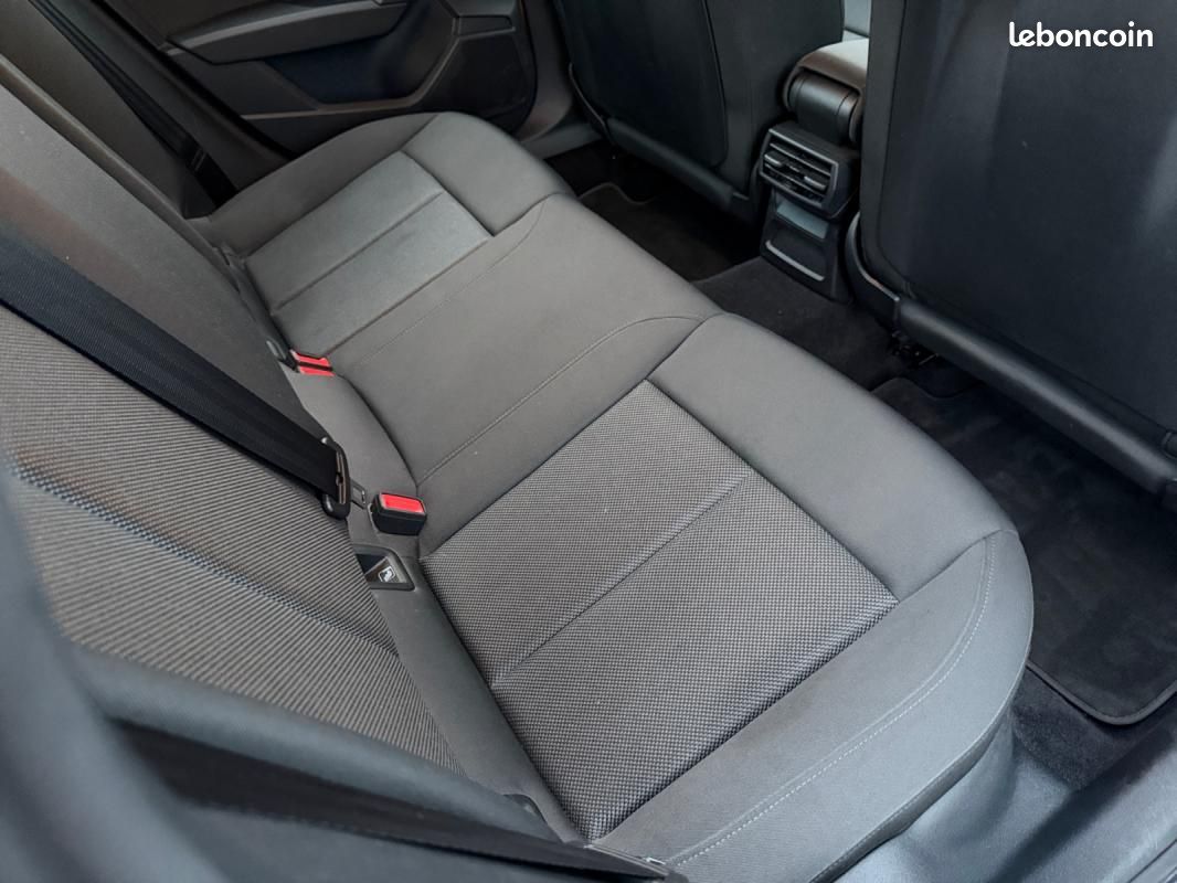 Audi A3 Berline IV 35 TFSI 150 BUSINESS LINE (image 20)