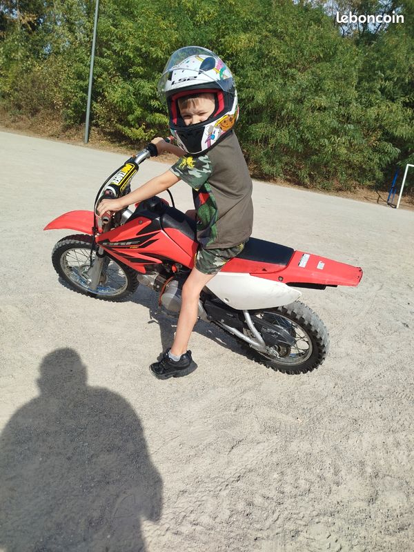 Honda CRF 70f (image 2)