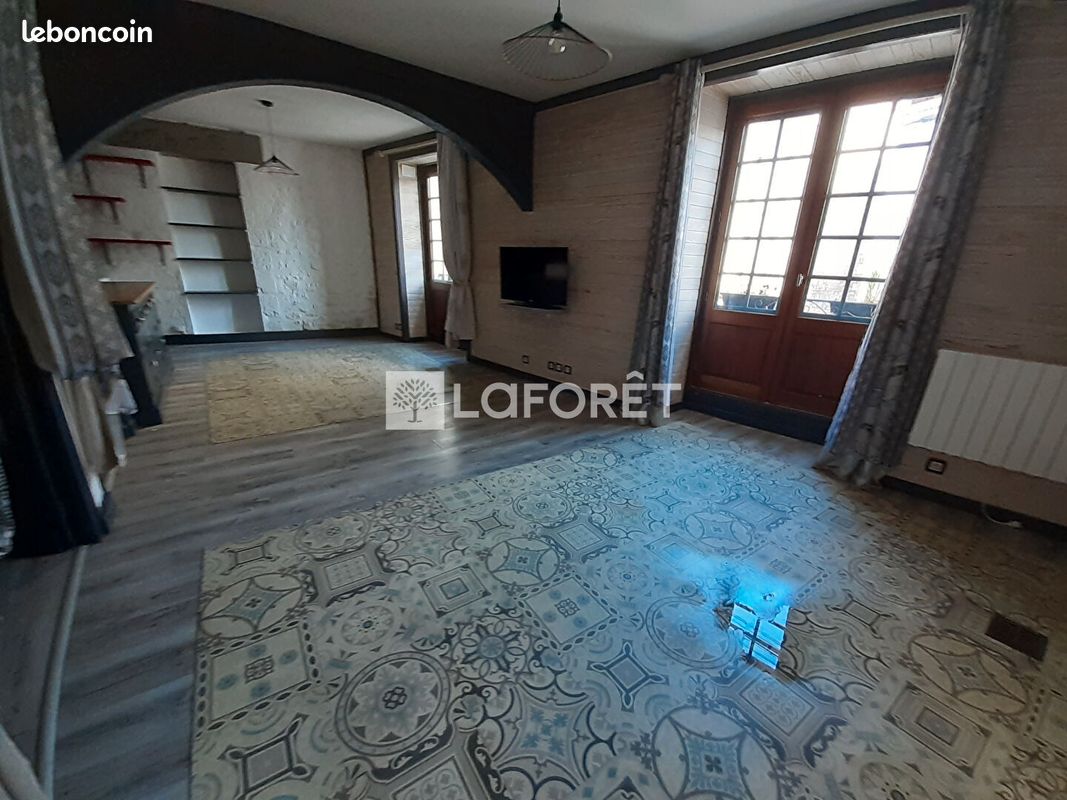 Appartement 2 pièces 60 m² · à Brantôme en Périgord · 60 m² · 585 €
