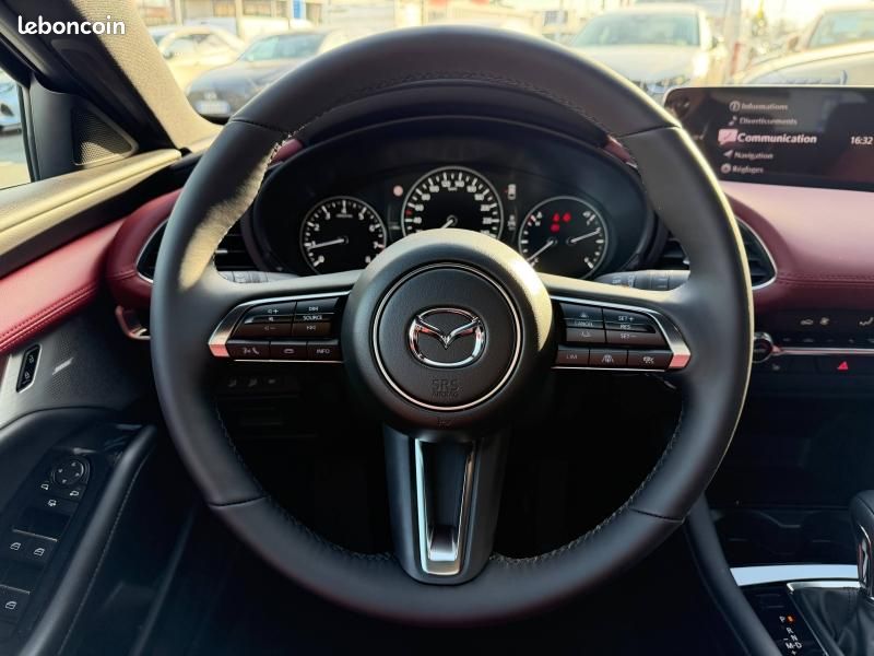 Mazda Mazda 3 2.0 e-SKYACTIV-X M-Hybrid 186ch Takumi BVA 2025 Euro6e (image 16)