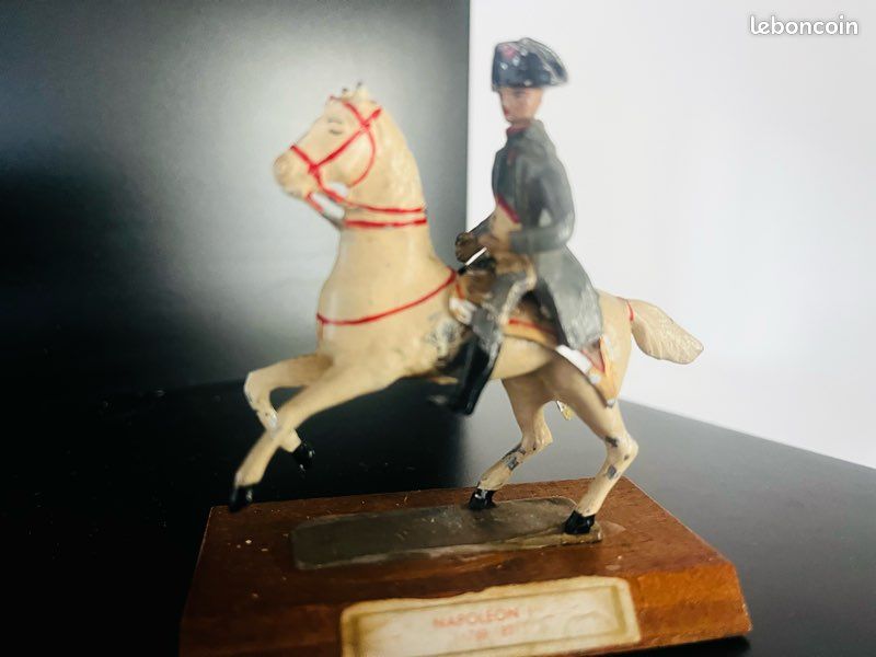 Soldat CBG Mignot Dragon Belge à Cheval – 1er Empire, échelle 1/32 (60mm)