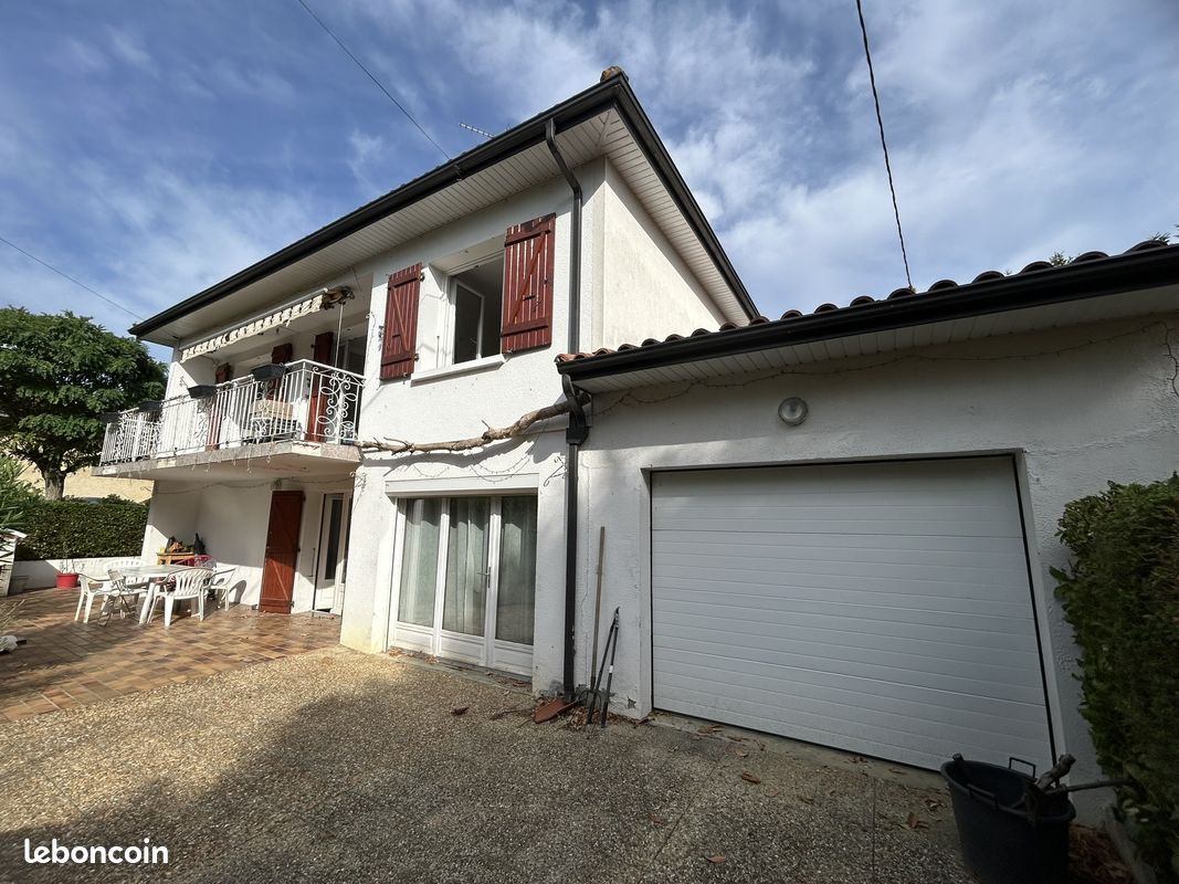 Maison 7 pièces 136 m² · à Auch · 136 m² · 230 000 €