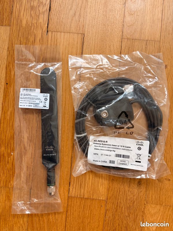 Kit antenne 4G LTE Cisco neuf sous blister – 4G-LTE-ANTM-D + 4G-AE010-R (image 1)