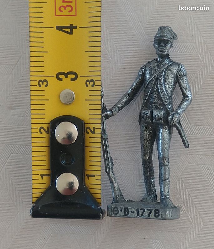 Figurine Soldat de Plomb Cavalier/ Soldat et 2 chevaux