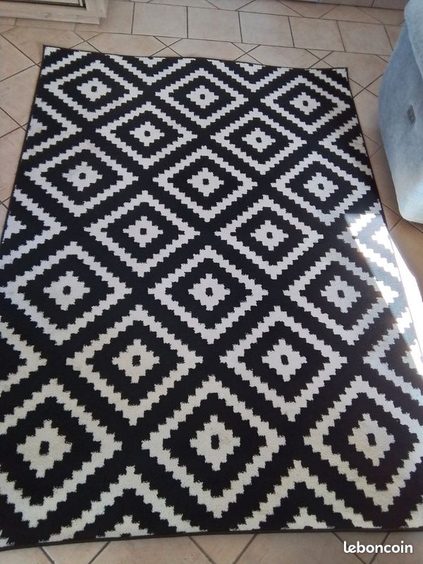TAPIS de sol 160 X 220 (image 1)