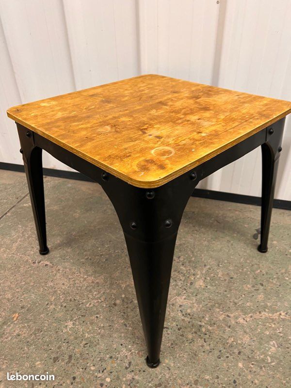 Jolie table basse industrielle effet vintage rivet indus bois & metal stable (image 2)