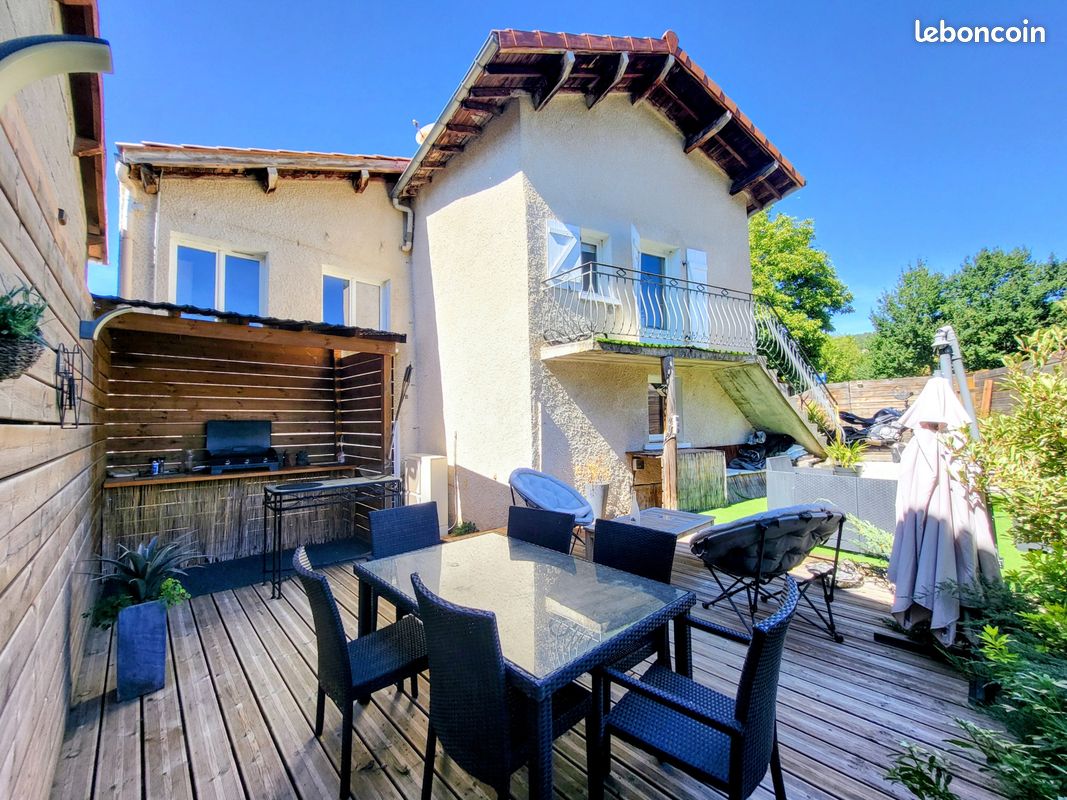 Maison 4 pièces 120 m² · à Arsac-en-Velay · 120 m² · 179 000 €